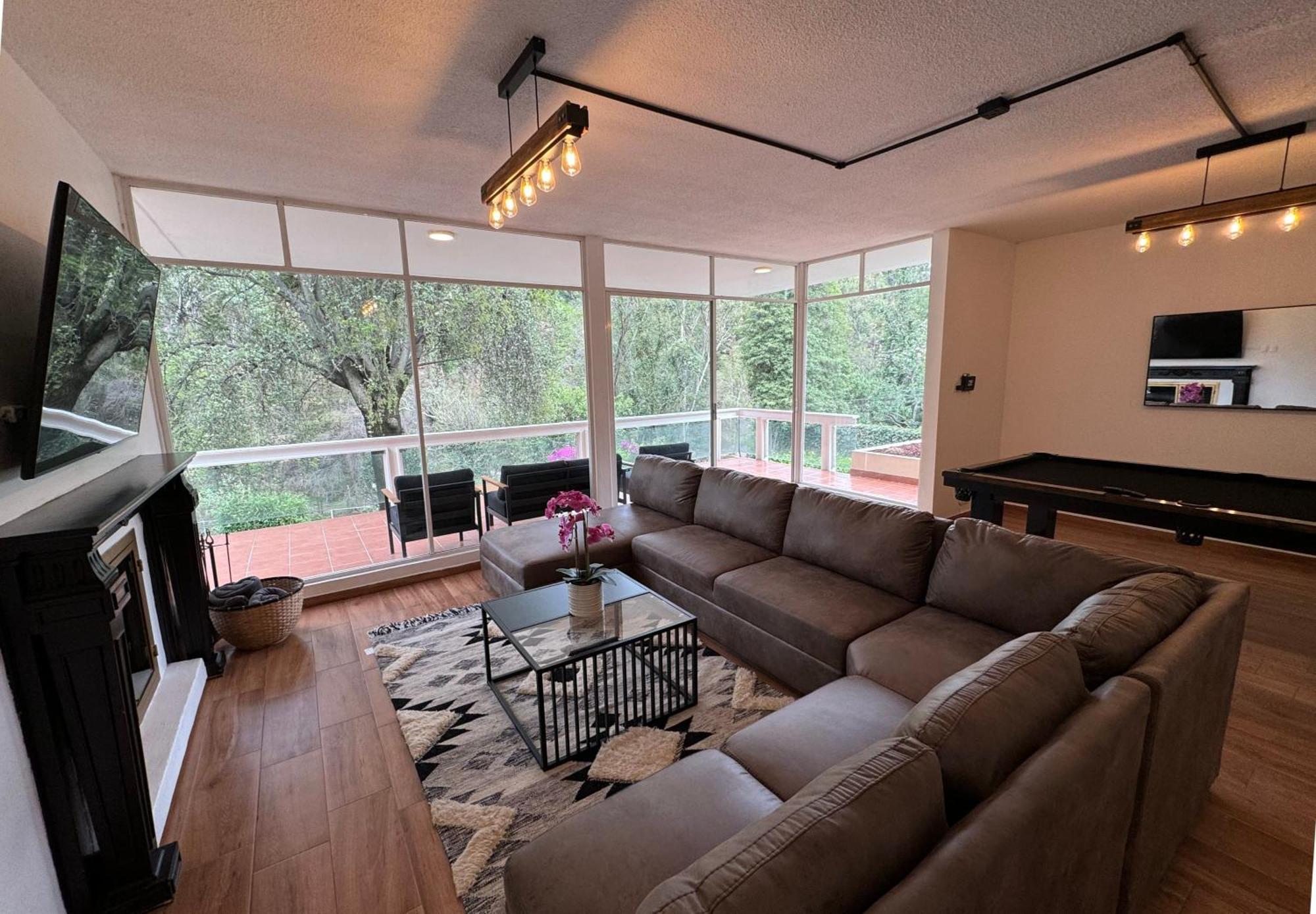 Group In Fun Yard 15 Min From Polanco! *